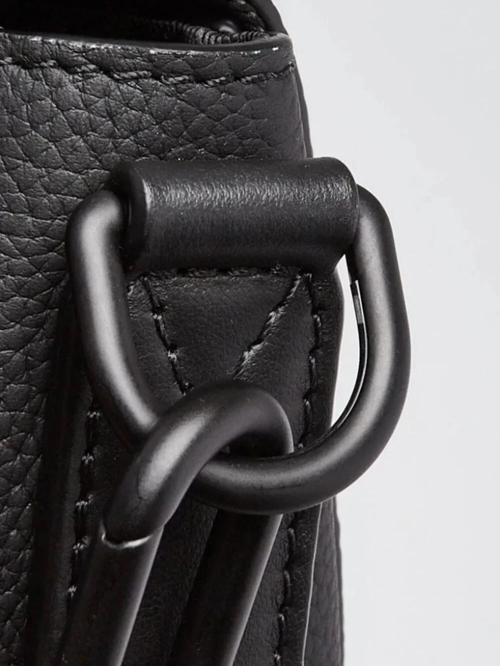 Louis Vuitton Black Aerogram Leather Takeoff Messenger Bag